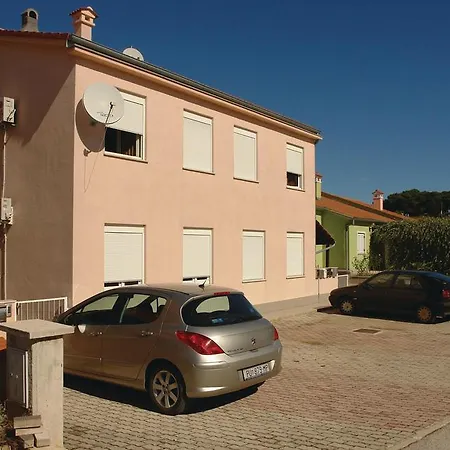 Apartment Gervaisova Iv Pula